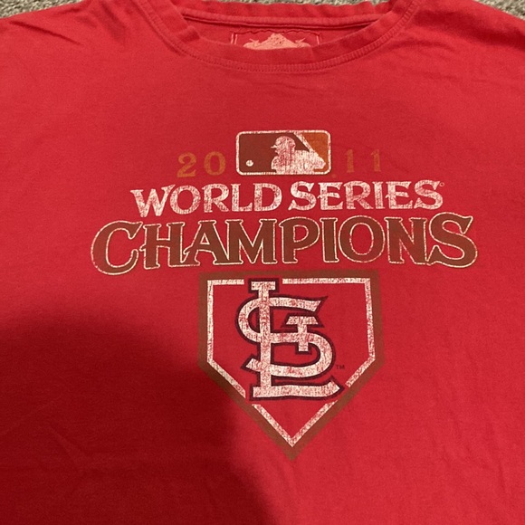 Red Jacket- Saint Louis Cardinals 2011 World Series T. Size XL - Picture 2 of 4